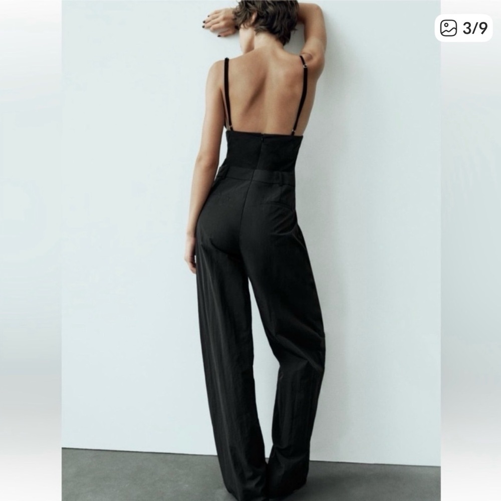 Zara Women's Chic Black Jumpsuit - Picture 4 of 6